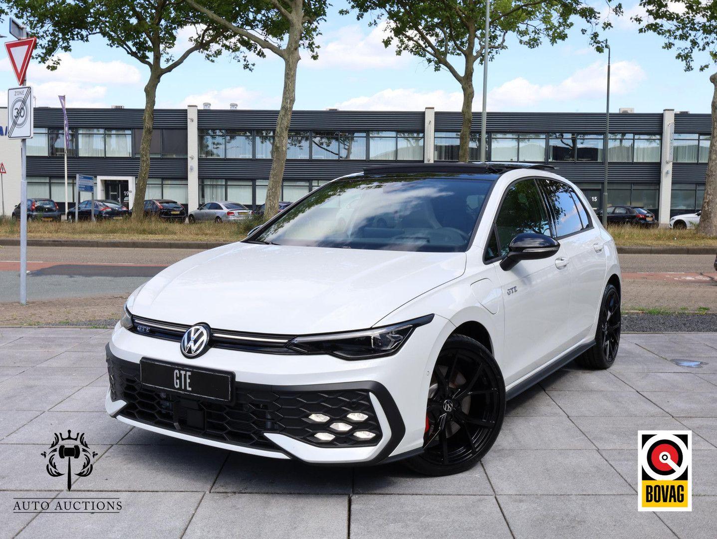 Volkswagen Golf GTE 1.5 eHybrid 272PK | Panodak | leder | B