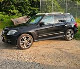 Mercedes-Benz GLK 320 CDI 4MATIC - - schwarze Mercedes-Benz GLK 320