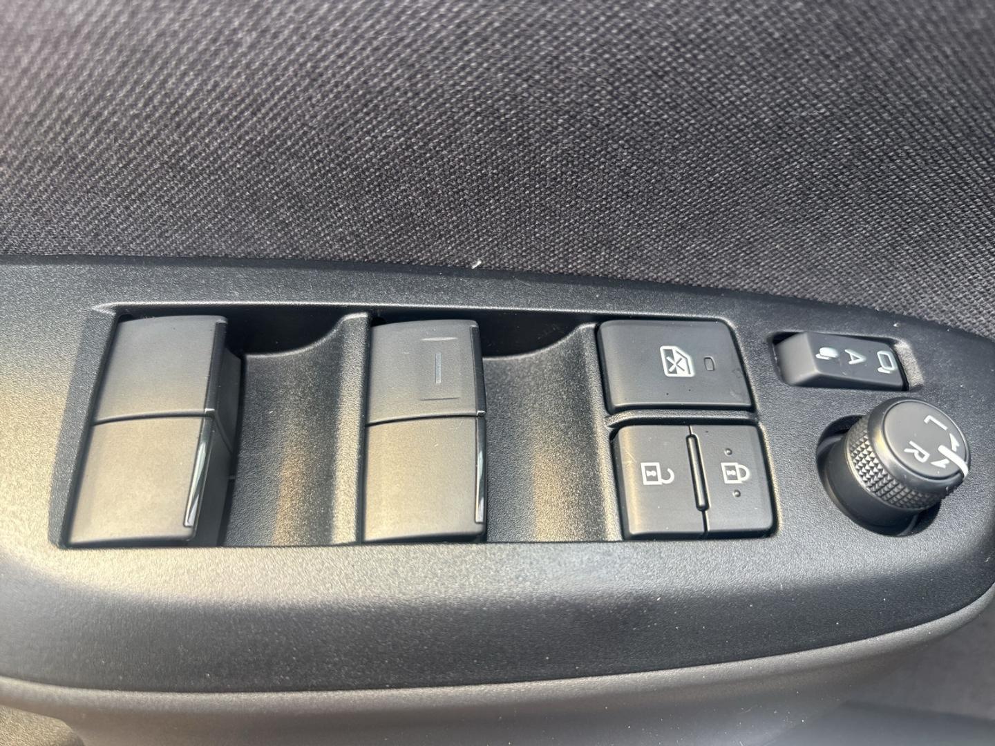 Mazda 2 Hybrid HOMURA Digitales Cockpit LED ACC CarPla