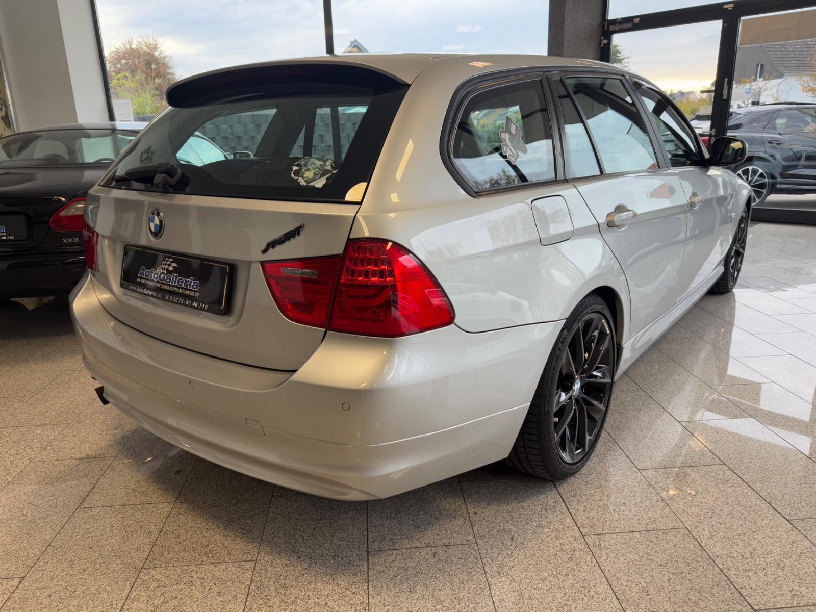 BMW 318 2009 — photo 8