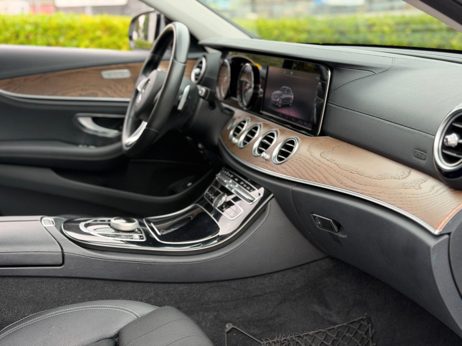 Mercedes-Benz E 400 E Limousine 4Matic *Navi*KeyL *Kamera *LED