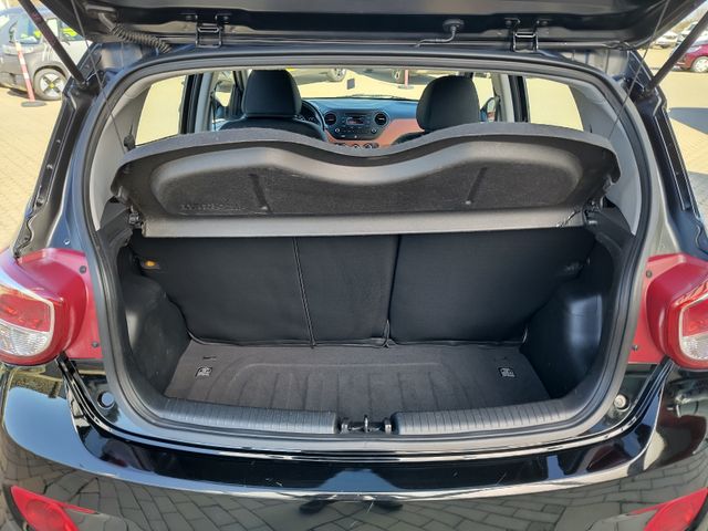Hyundai i10 Klima Sitzheizung Lenkradheizung