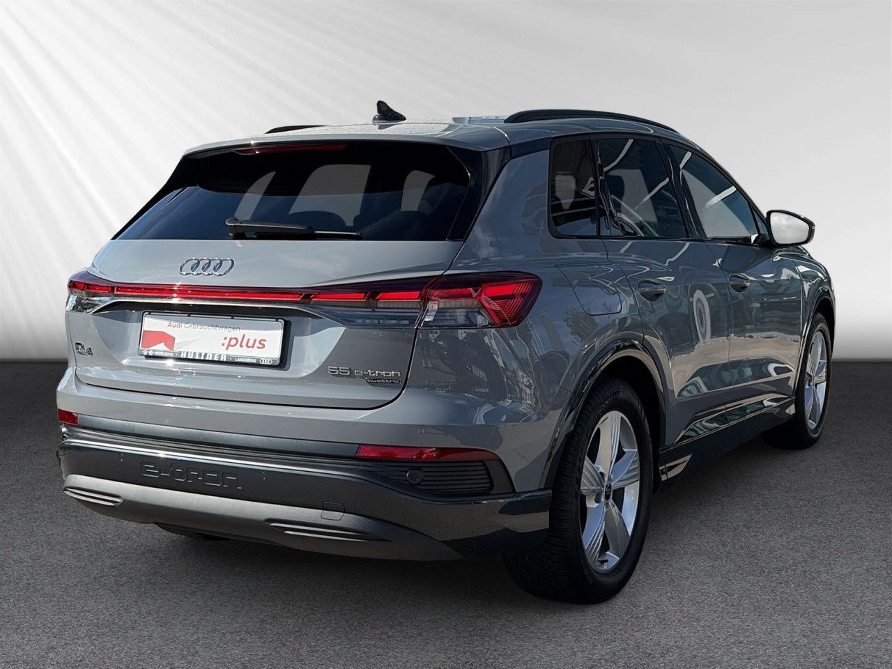 Audi Q4 e-tron 55 quattro S line AHK HUD Matrix Temp foto 3