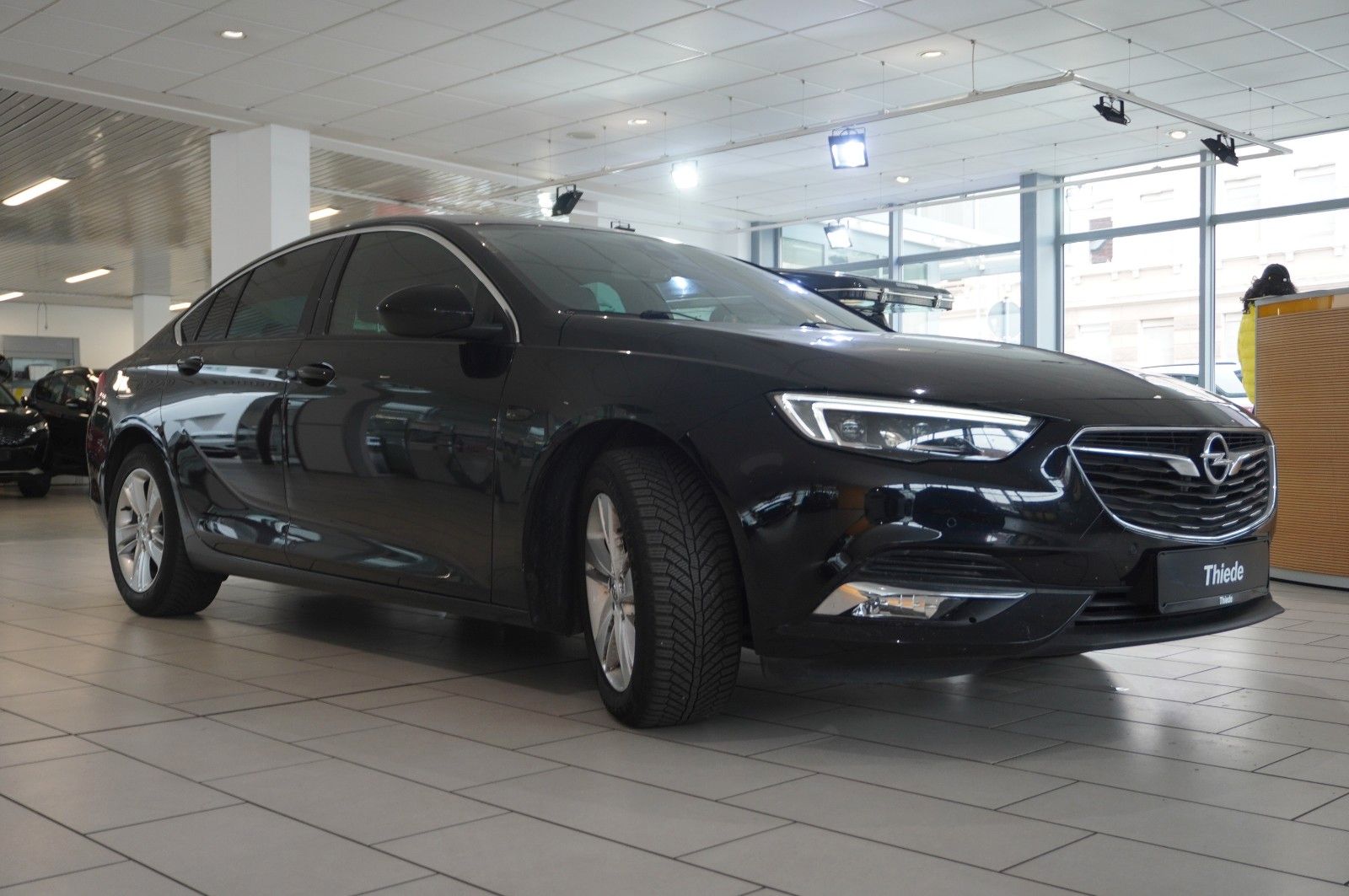 Fahrzeugabbildung Opel Insignia B GS 1.5T INNOV. NAVI/LED/KAMERA/SPORT