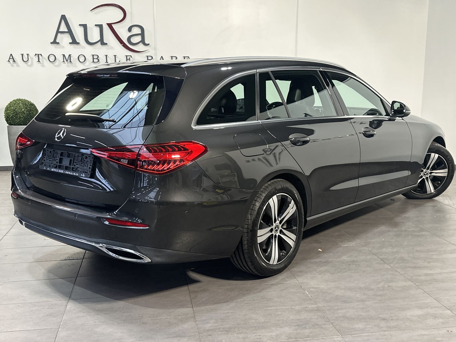 Fahrzeugabbildung Mercedes-Benz C 200d T Avantgarde NAV+LED+KAM+VC+BURMESTER+ACC