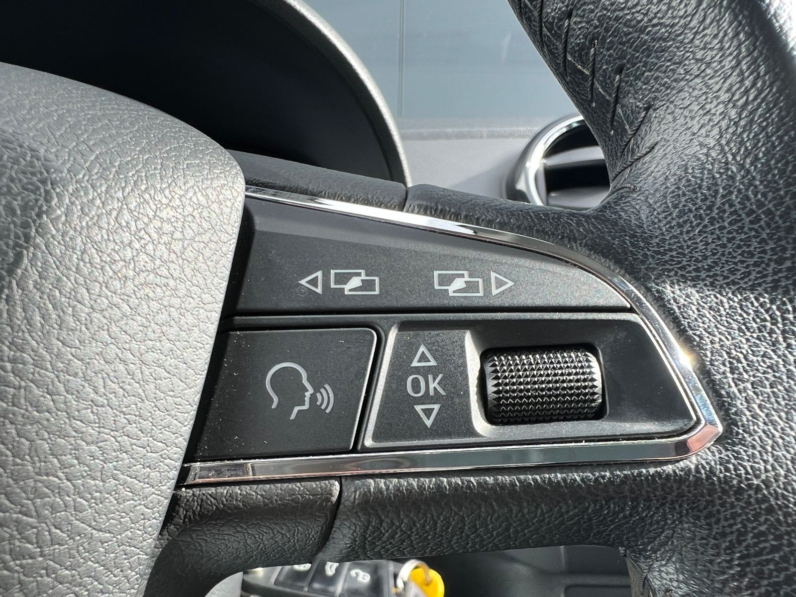 Fahrzeugabbildung SEAT Ibiza Style 1.0 EcoTSI *Klima, SHZ, PDC hi, Blue