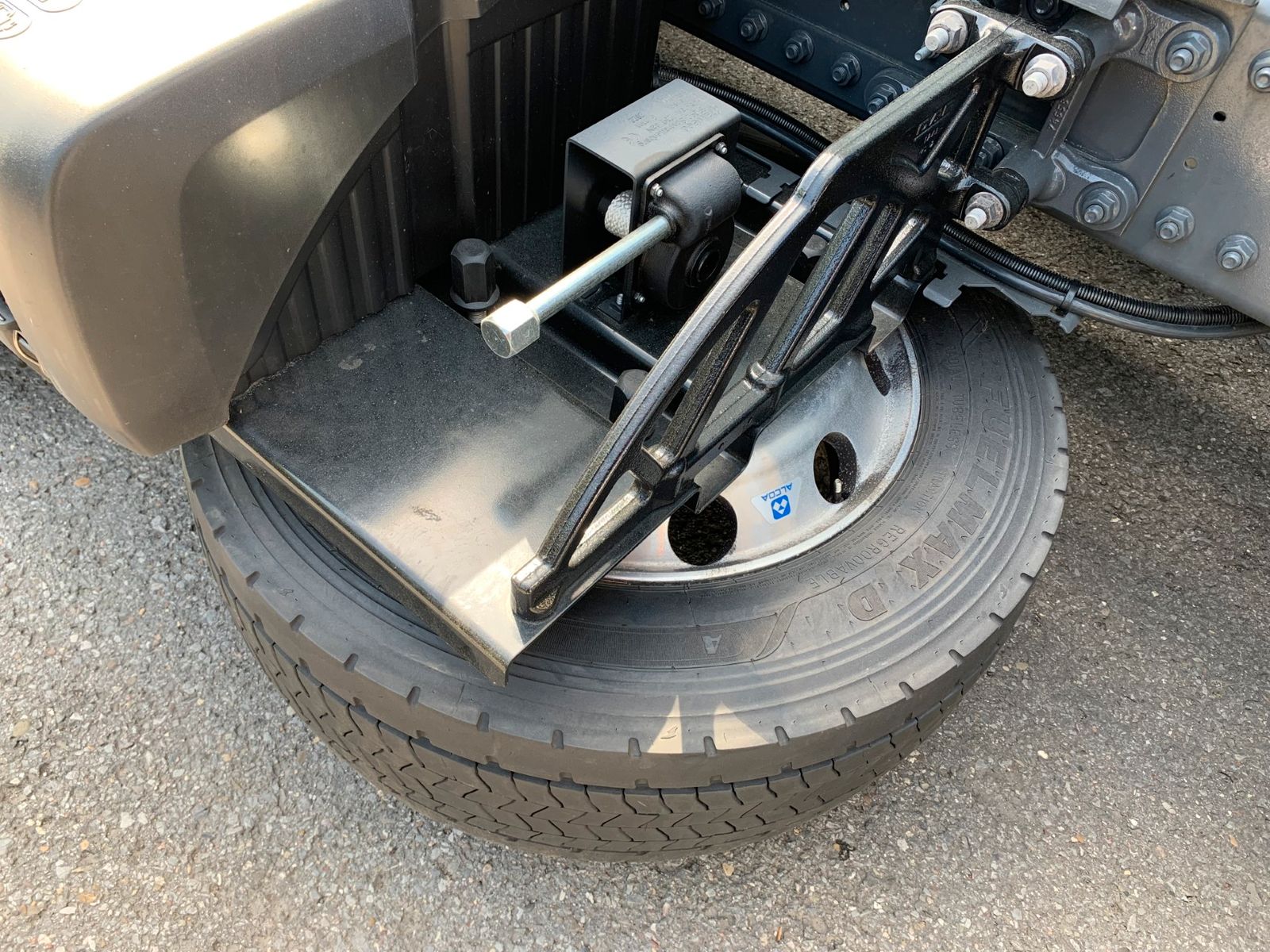 Fahrzeugabbildung DAF FT XF 480 SC LD