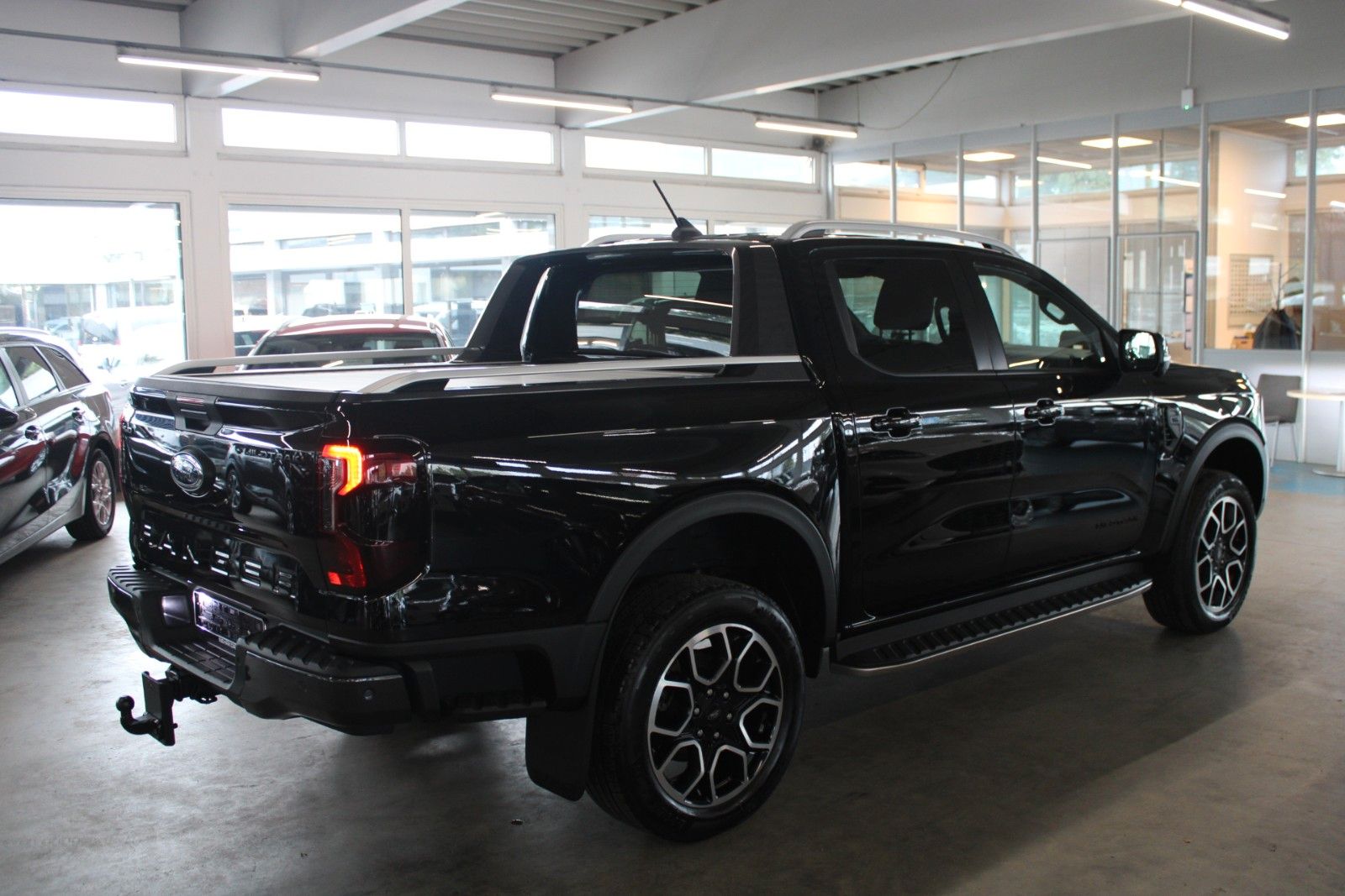 Fahrzeugabbildung Ford Ranger Wildtrak Automatik AHK STDH ACC CAM B&O