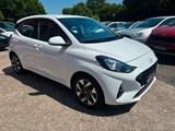 Hyundai i10 Trend - Hyundai i10 Gebrauchtwagen in Düsseldorf