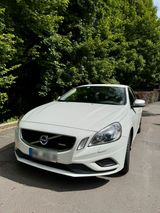 Volvo S60 R-Design Super Zustand - Volvo S60 aus 2011