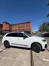Audi Q7 50 TDI quattro Competition PLUS absolut VOLL!