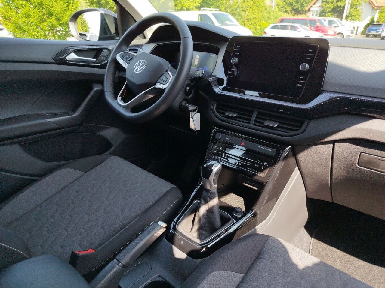 Fahrzeugabbildung Volkswagen T-Cross Life 1.0 B 085 TSIM6F, Navigation