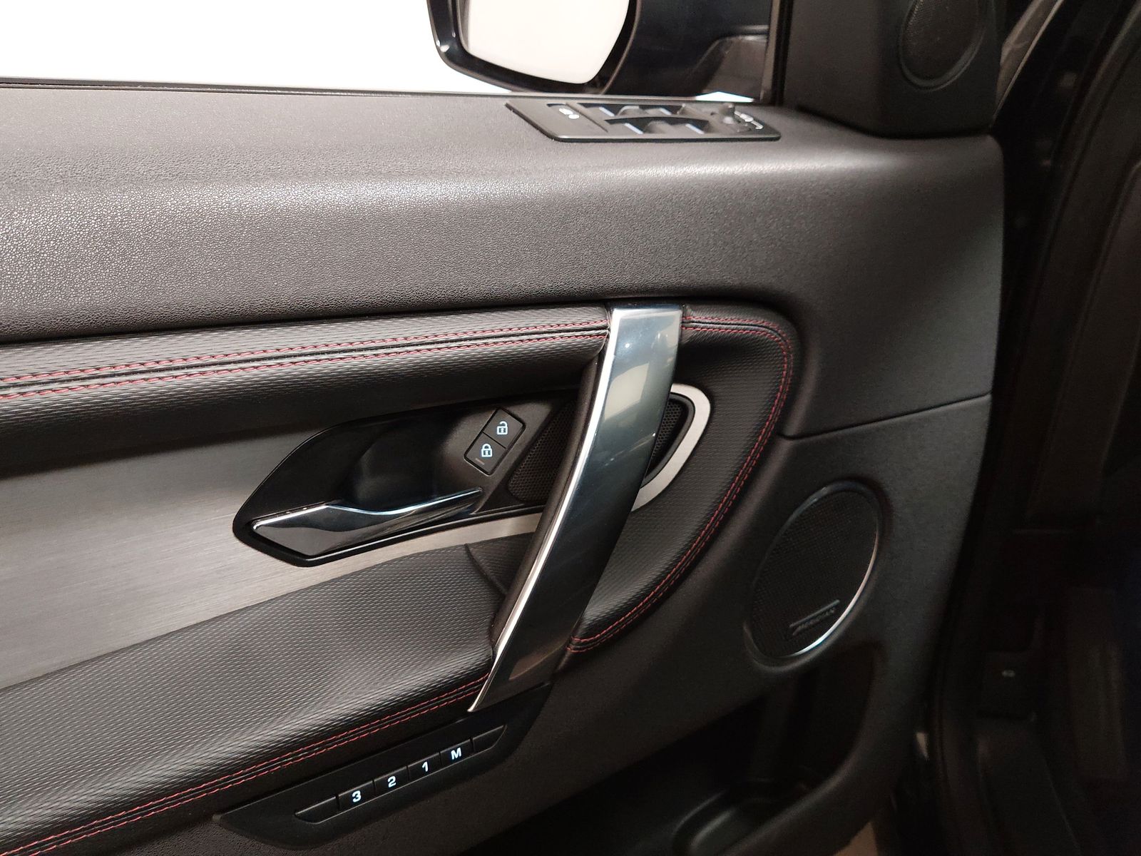 Land Rover Discovery Sport R-Dynamic Leder Navi LED Shz foto 5