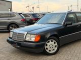 Mercedes-Benz 300 D W124 Automatik *Oldtimer*H-Kennz.*SSD* - Mercedes-Benz 300: W124