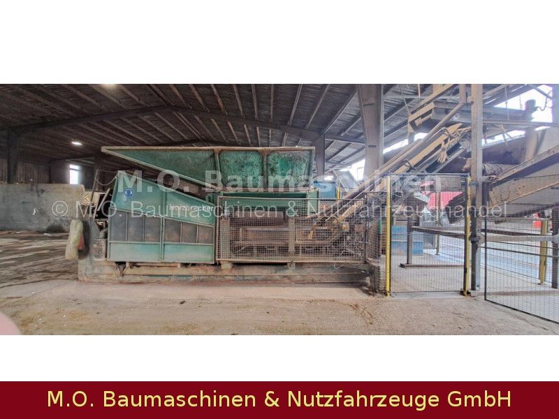 Fahrzeugabbildung Andere Jenz Holzbrecher Schredder Arbeitsmaschine