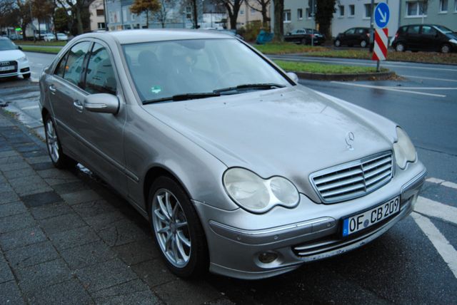 Mercedes-Benz C220 CDI lim.Automatik*PDC*Facelift*SHZ*Tüv*Mopf