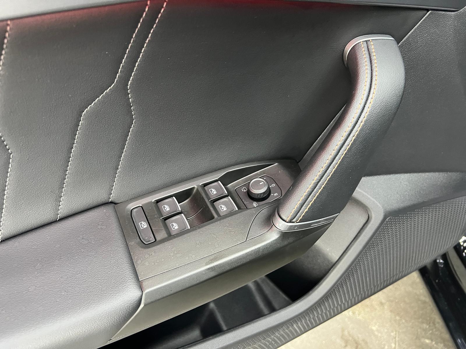 Cupra Leon 2.0 TSI, Carplay, Kamera, ACC, VirtCo, SH, миниатюра 15