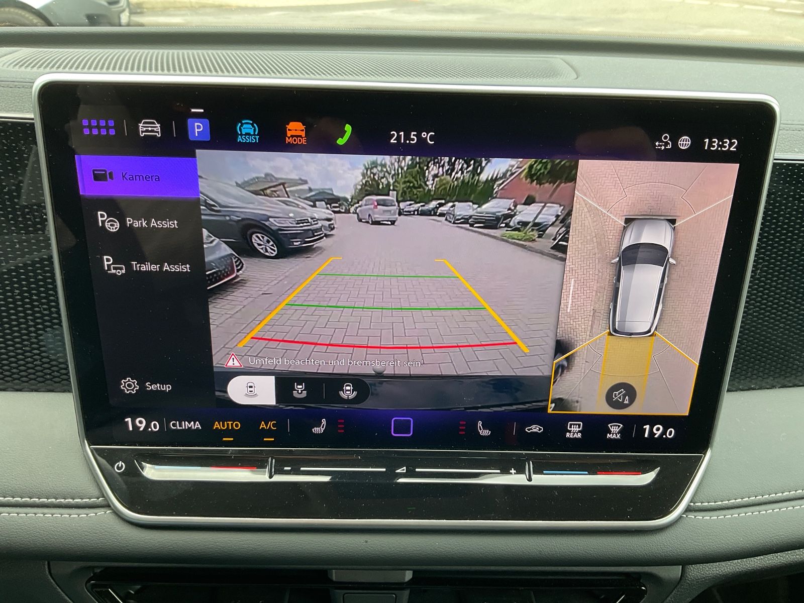 Fahrzeugabbildung Volkswagen Tiguan 2.0 TDI DSG ENERGY,AHK,Navi,IQLight,