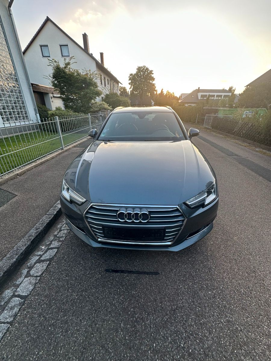 Audi A4 - 1