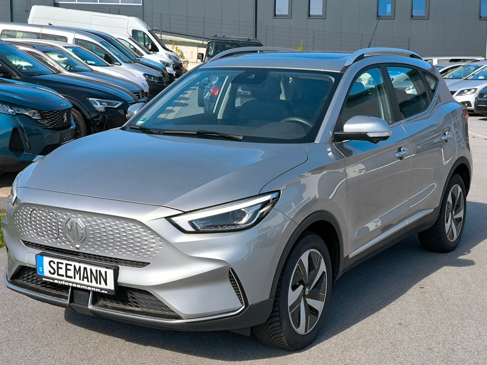 MG ZS