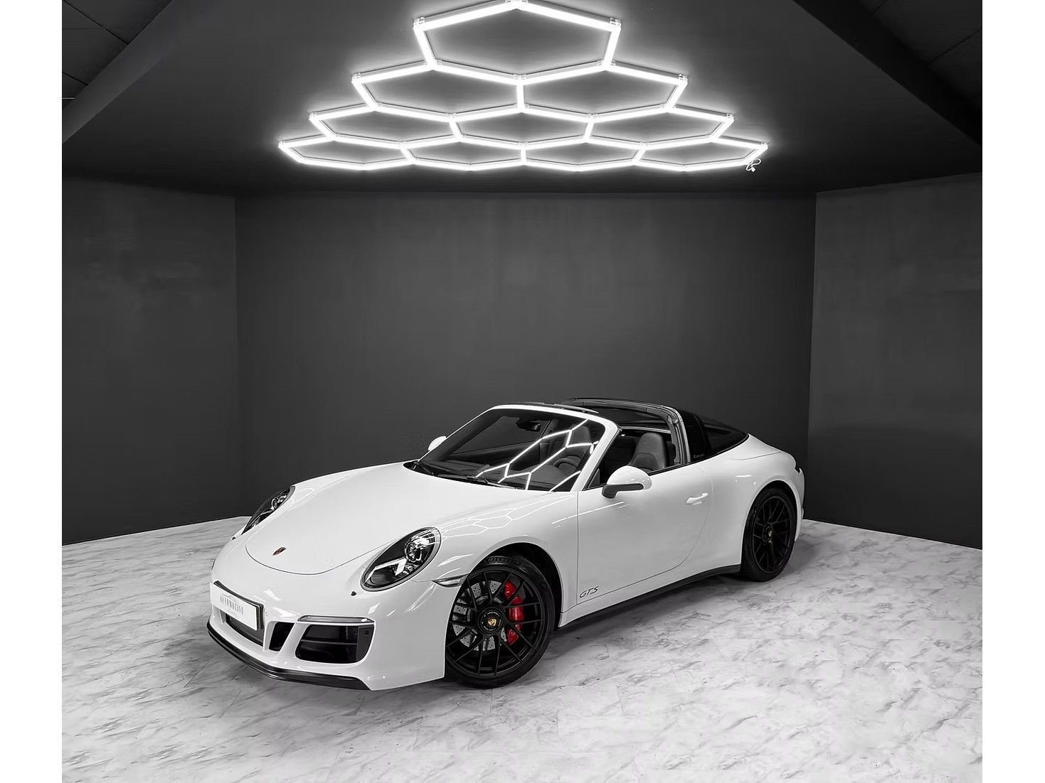PORSCHE 991 911 991.2 Targa 4 GTS - APPROVED 2027