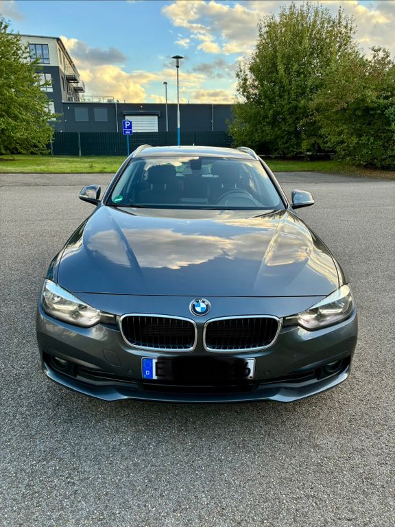 Image of BMW 320
