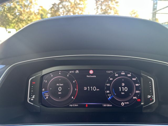 Tiguan 1.5 TSI IQ.DRIVE NAVI LED AHK 19 ALU HEAD