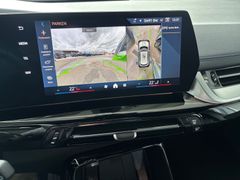 Fahrzeugabbildung BMW 218i Active Tourer M Sport -- AHK/Pano/HeadUp