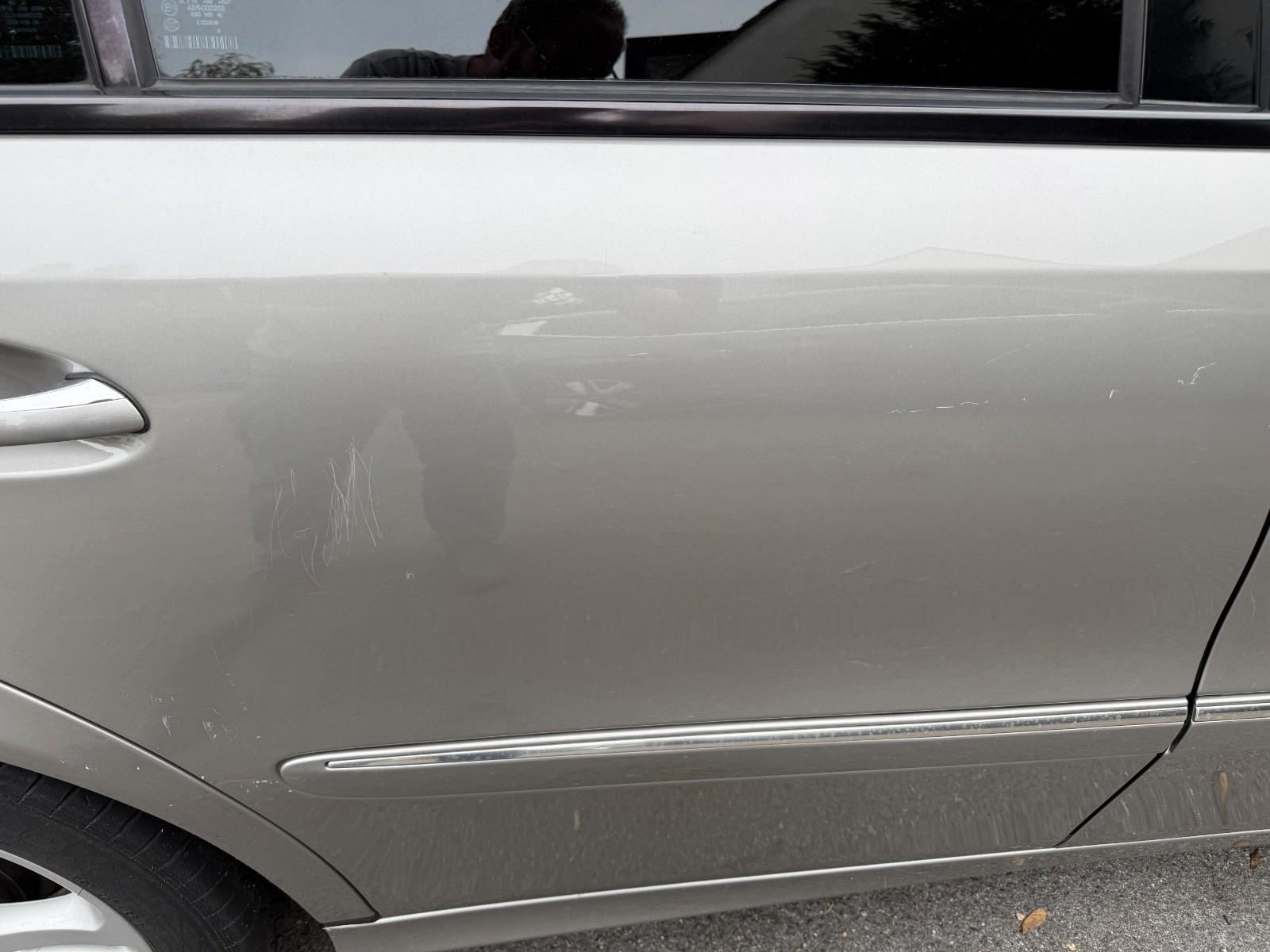 Mercedes-Benz E200 2006 — photo 14