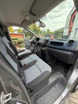 Opel Vivaro - Opel Vivaro Gebrauchtwagen in Berlin