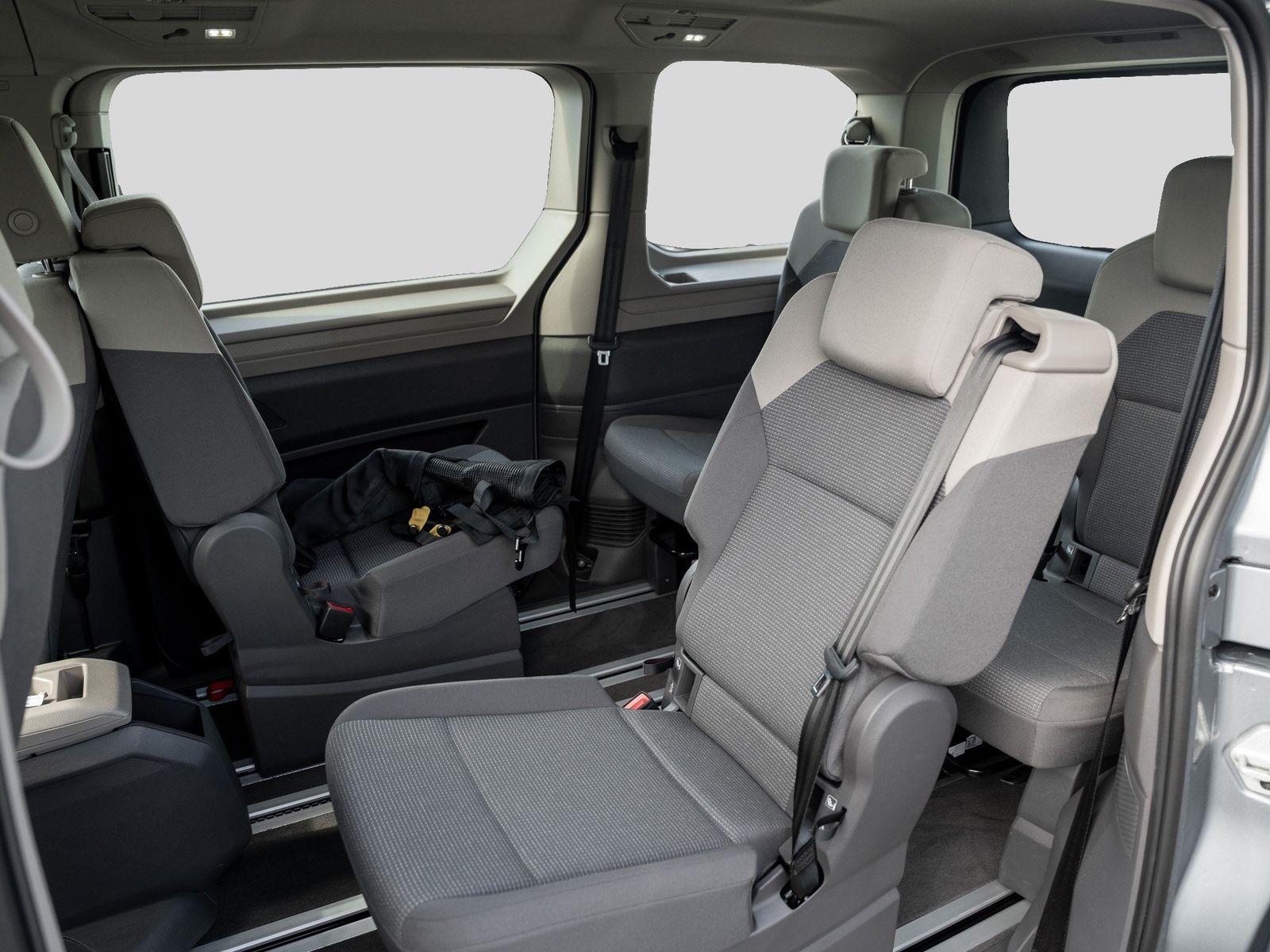 Volkswagen T7 Multivan KÜ 2.0TDI NAVI AHK PLA SHZ 6-SITZE foto 9