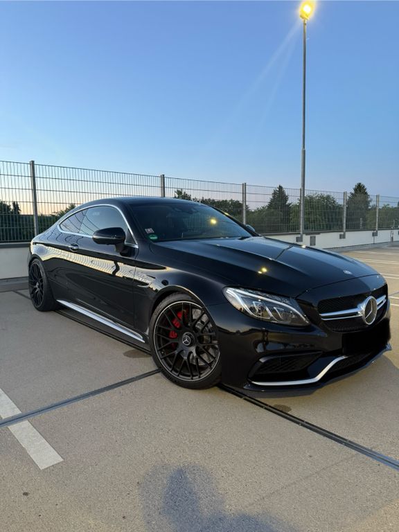 Mercedes-Benz C 63 AMG