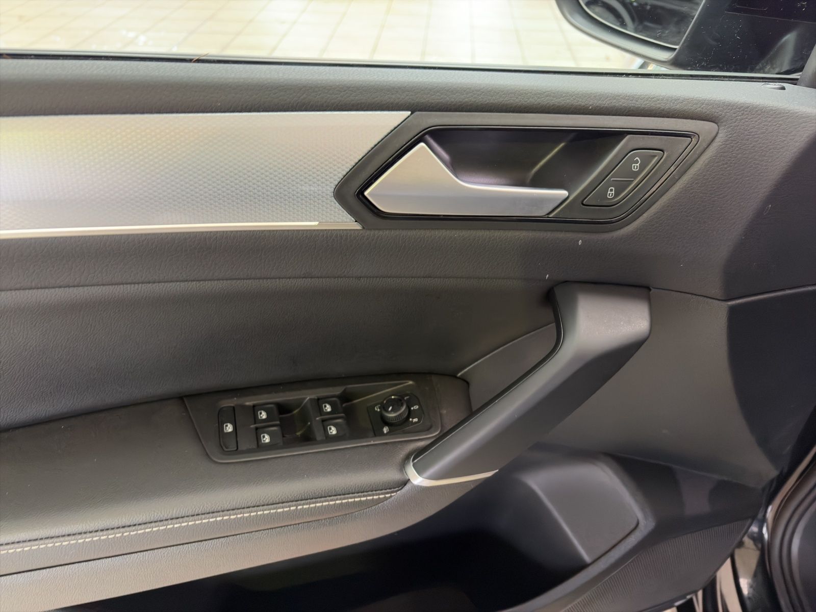 Volkswagen Touran - Bild 8
