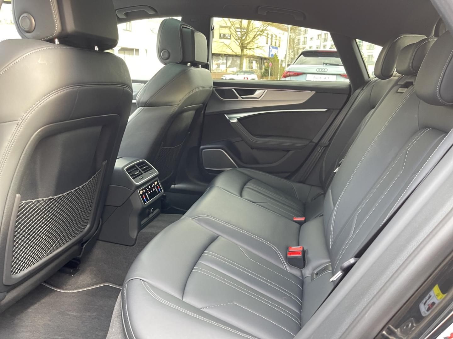 Fahrzeugabbildung Audi S7 Sportback 3.0 TDI quattro AHK Tour Stadt Park