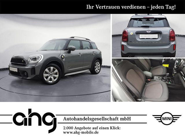 MINI Countryman SE. Cooper ALL4 Essential Trim ACC RF