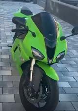 Kawasaki ZX-6R (ZX600P) Akrapovic Motorcheck nötig - KAWASAKI BENZIN SPORTLER ZX 6R P