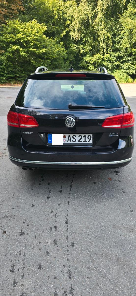 Volkswagen Passat 2012 — engine 1.968 cm³, 170 HP (125kW)