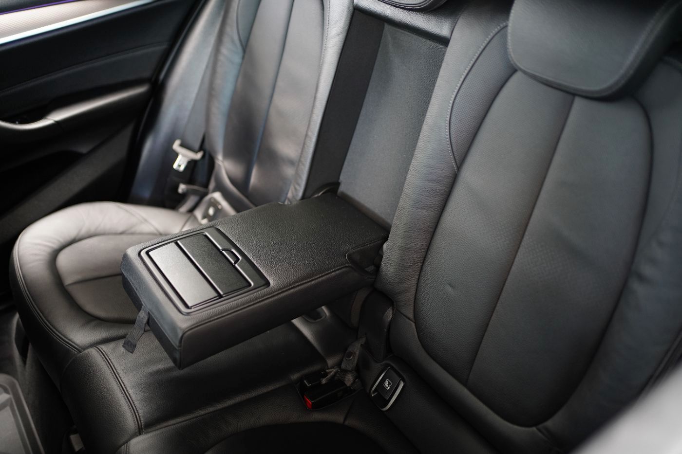 Fahrzeugabbildung BMW X2 xDrive20i M Sport Mesh Edition +LED+Navi+Lede