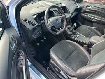 Ford Kuga - 9