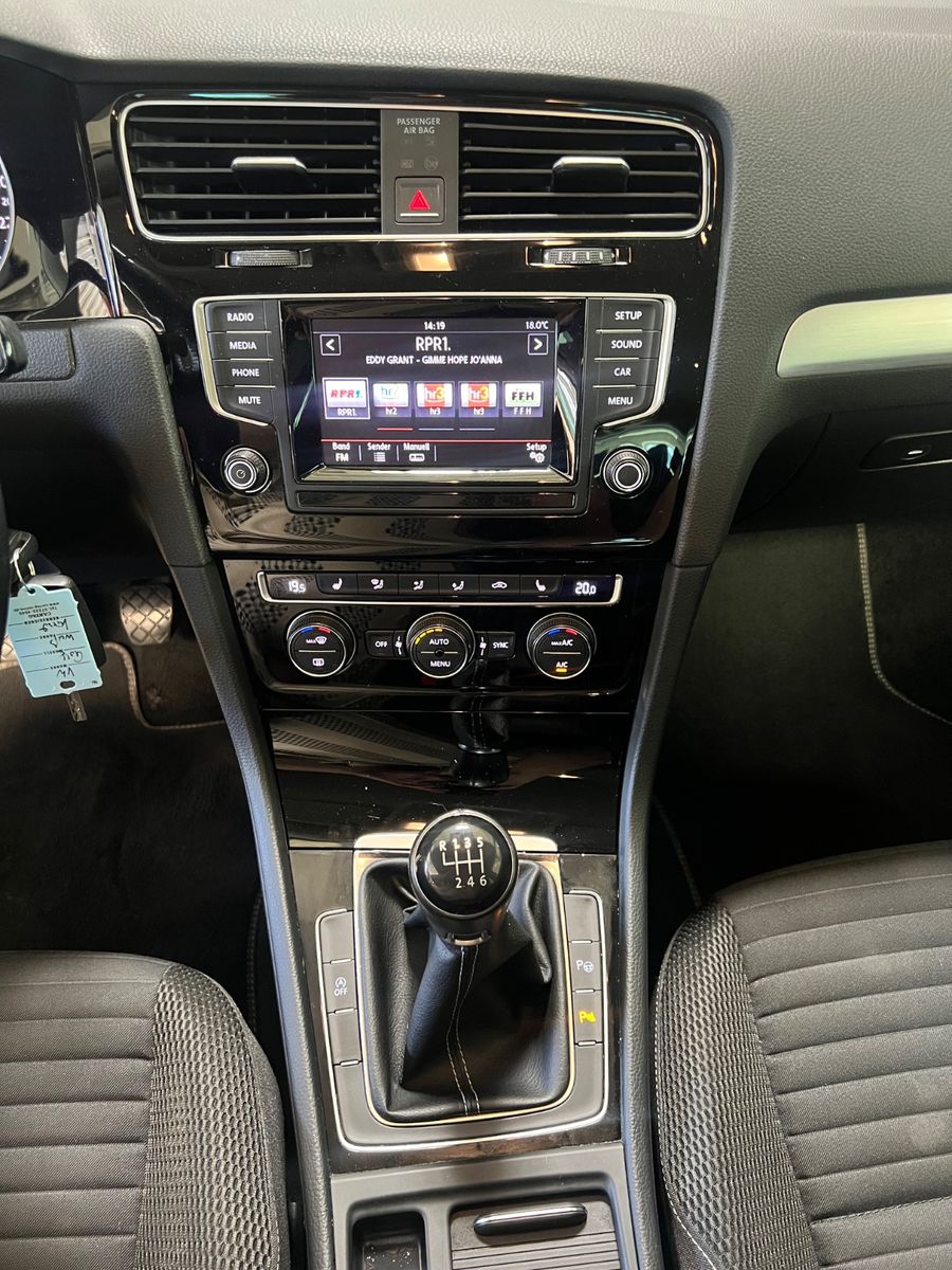 Fahrzeugabbildung Volkswagen Golf VII Lim. Comfortline