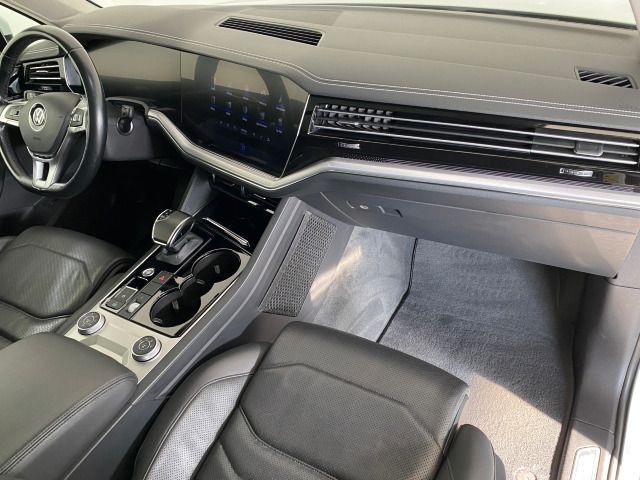 Touareg Elegance 3.0 V6 TDI PANO+LEDER+NAVI