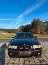 BMW E46 318i - BMW 318 aus 2000: 318i