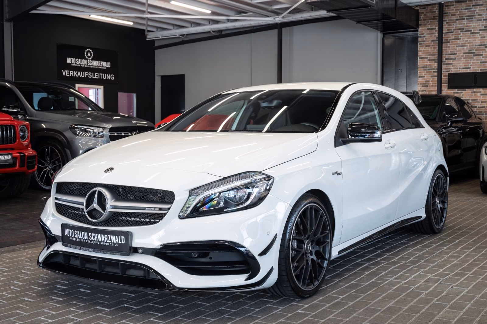 Mercedes-Benz A45 AMG 4Matic|AERO|PERF-SITZE|PERF-AGA|VOLL
