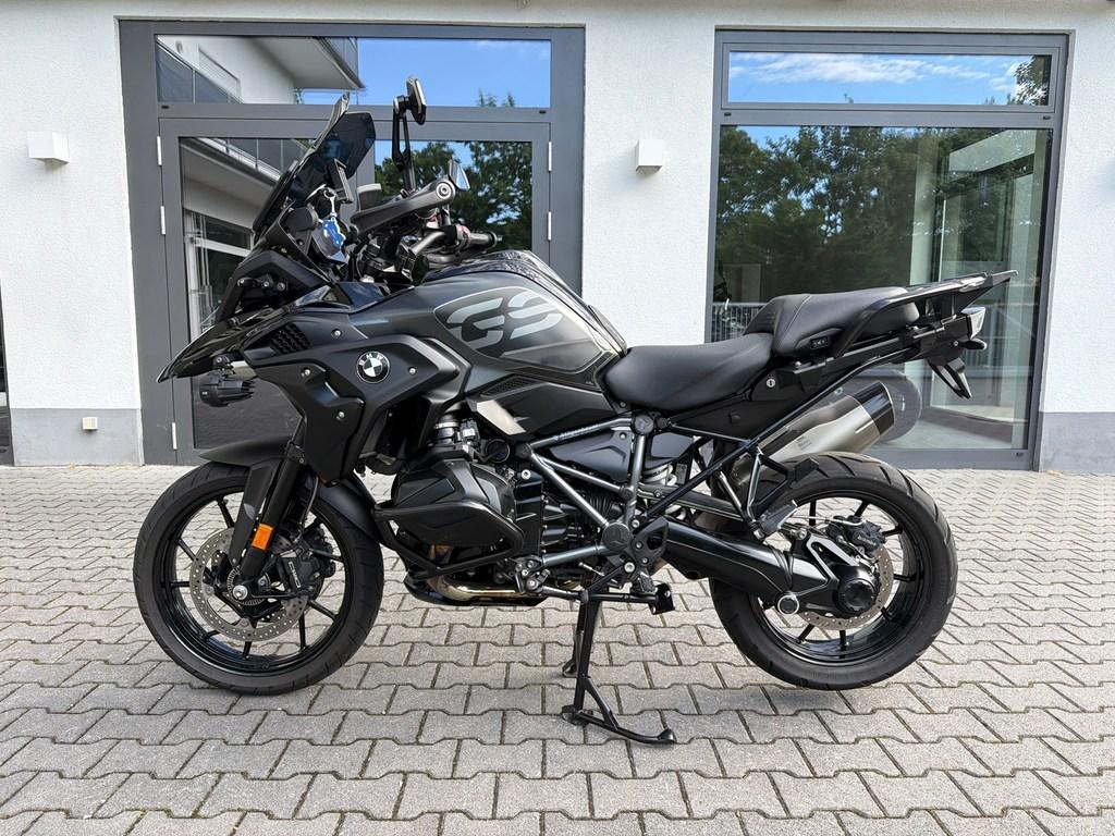 BMW R 1250 GS Triple Black 4-Pakete Sitzheizung
