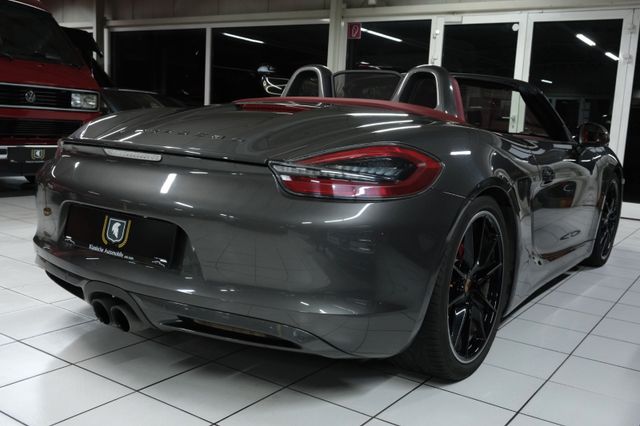 Fahrzeugabbildung Porsche Boxster S/Ehem. Präsentationsfzg. mit 39 Extras