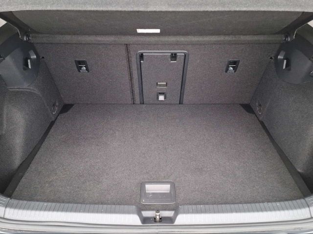 GOLF VIII 1.5 TSI ACTIVENAVI+SHZ+APP+PDC+LED