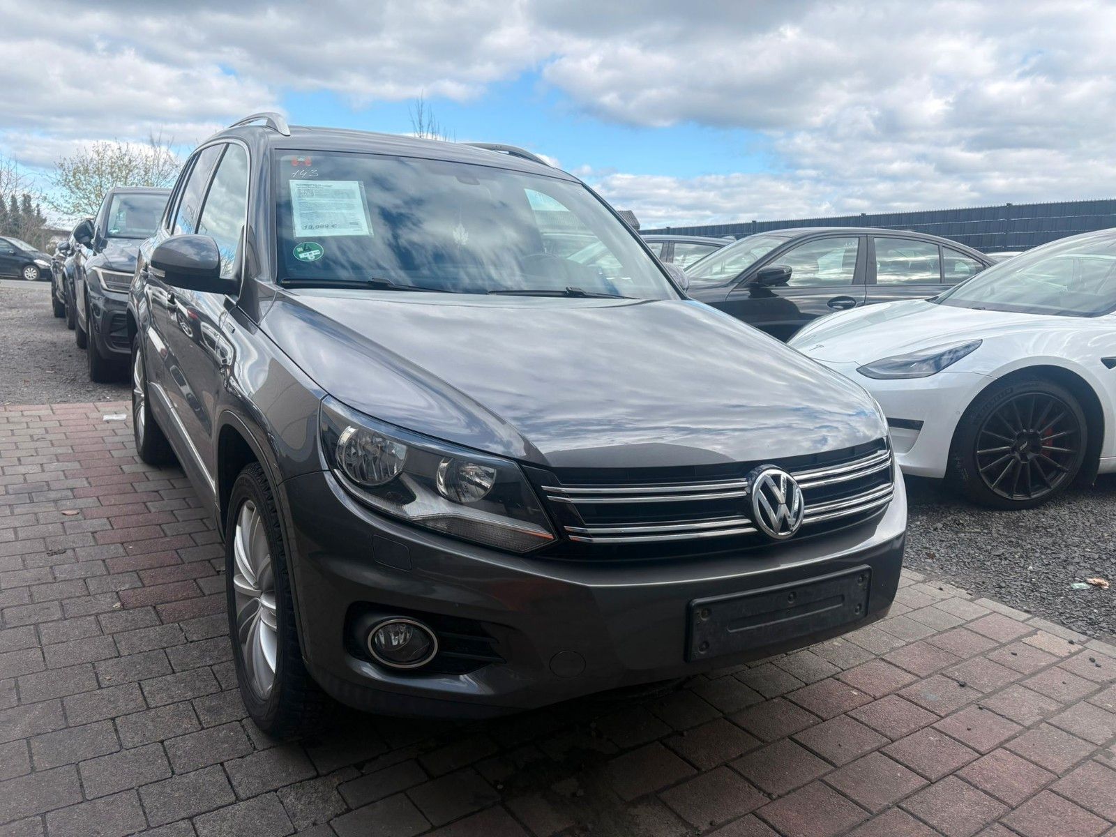 VW Tiguan Lounge 4Motion*PANORAMA*