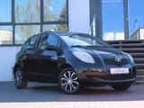 Toyota Yaris Luna 1,3-l-VVT-i - Toyota Yaris: Luna