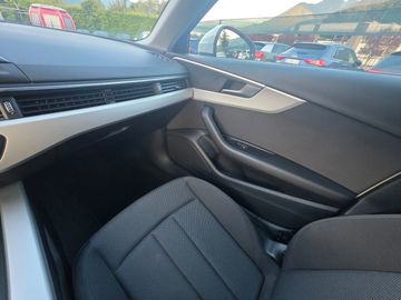 Audi A4 - 12