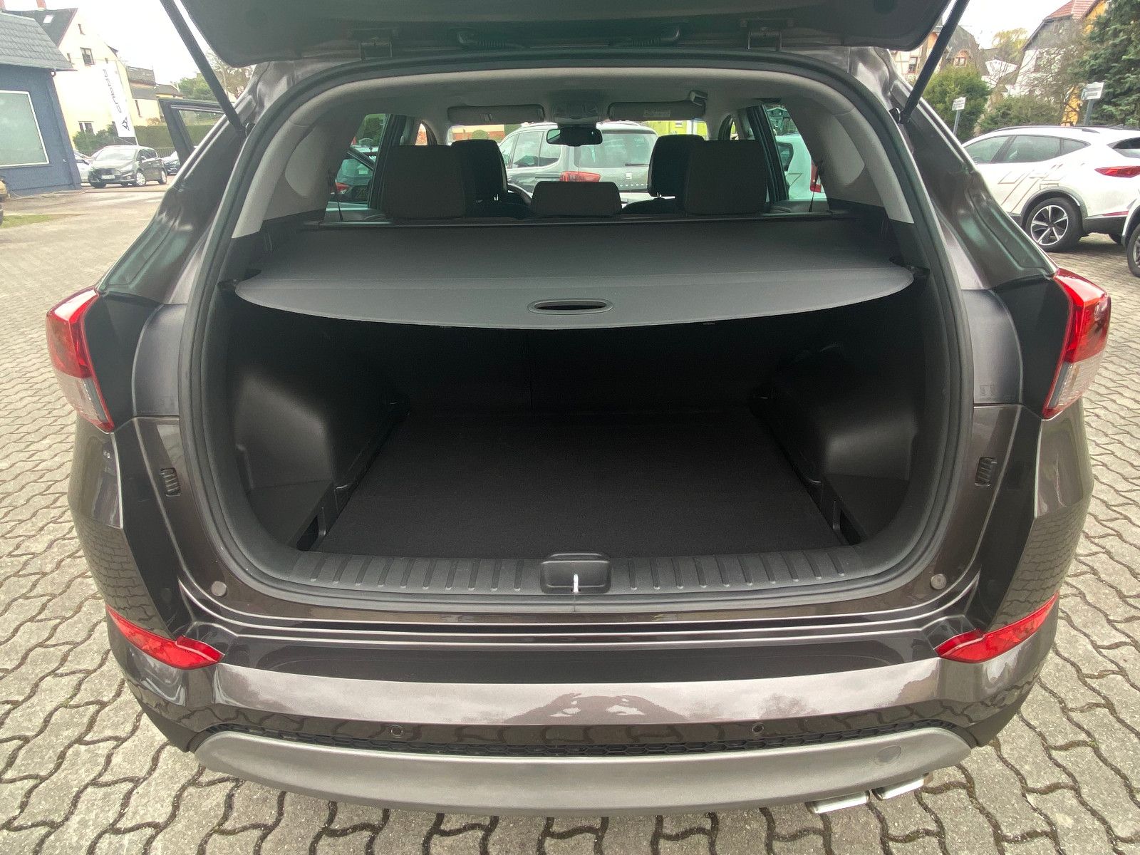 Fahrzeugabbildung Hyundai Tucson Advantage 1,6 TGDI *Sitzheizung